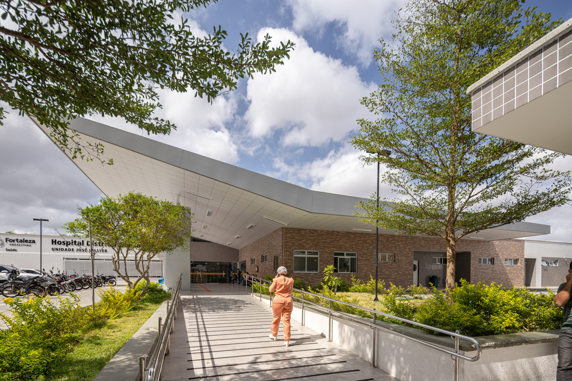 Hospital Gonzaga Mota – José Walter