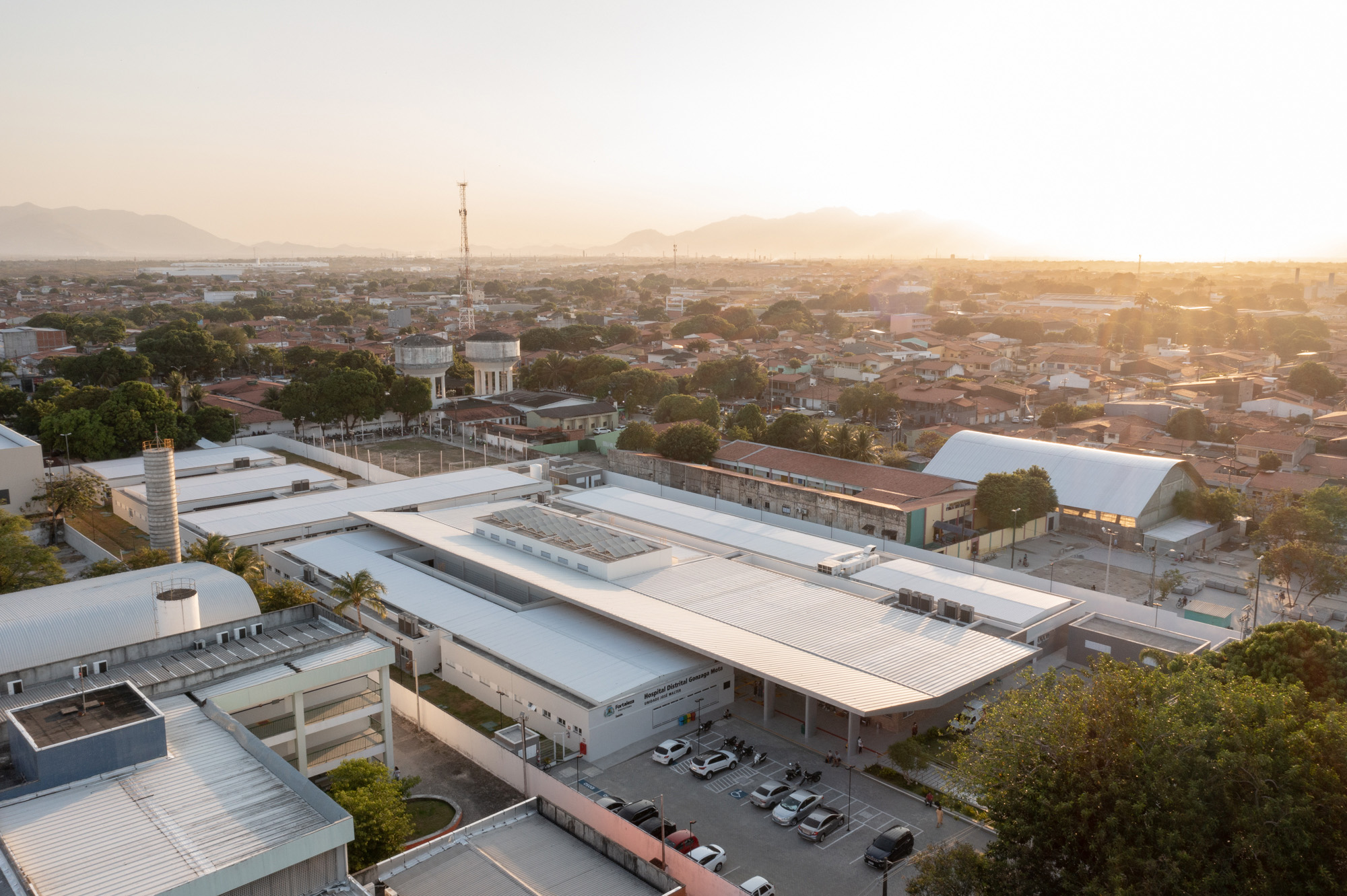 Hospital Gonzaga Mota – José Walter