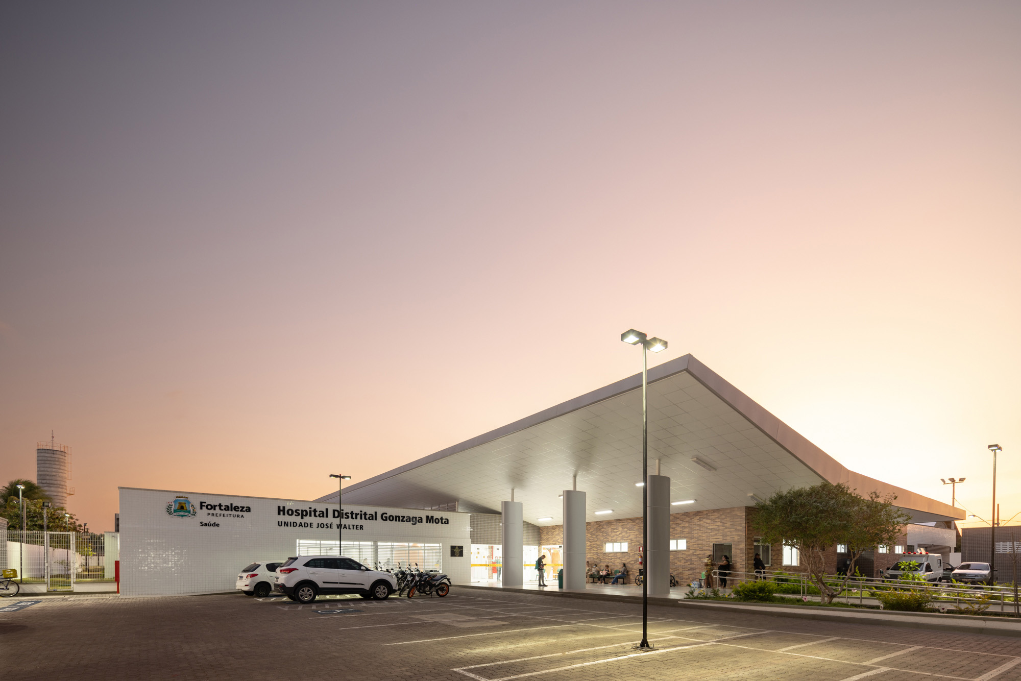 Hospital Gonzaga Mota – José Walter
